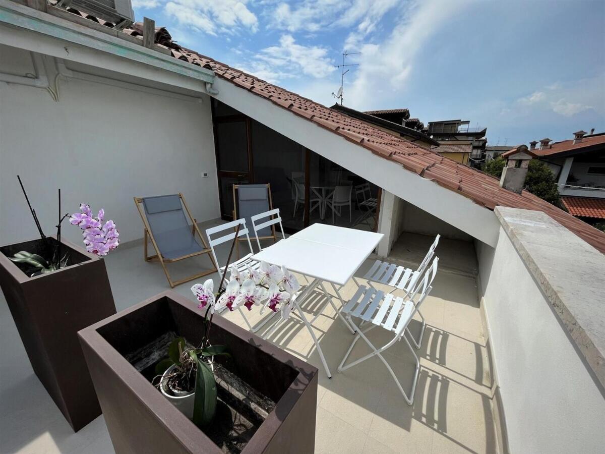 Attico Calla Peschiera del Garda Dış mekan fotoğraf